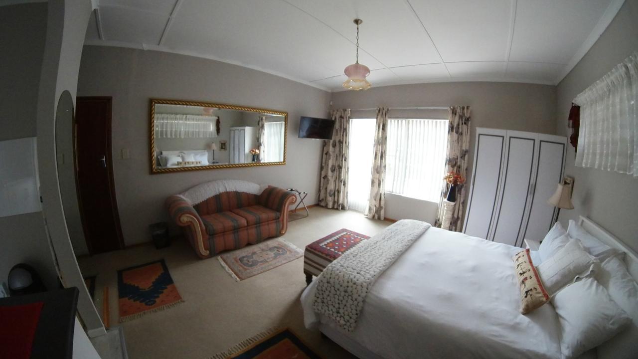 Bed and Breakfast Gate 66 Somerset East Exteriér fotografie